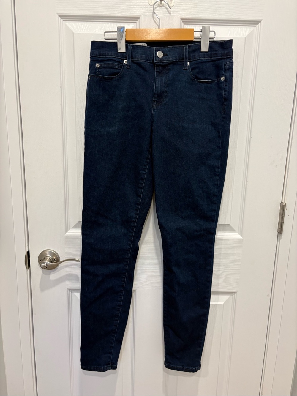 Gap Classic Women's Dark Blue Skinny Jeans #1273